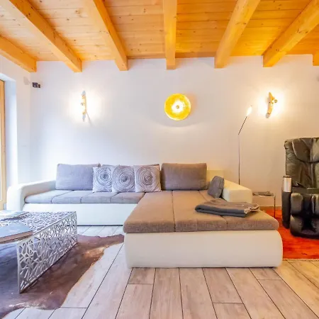 Apartment Zillertal Residenz-1 *